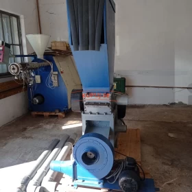 Młyn , kruszarka do recyklingu do tworzyw