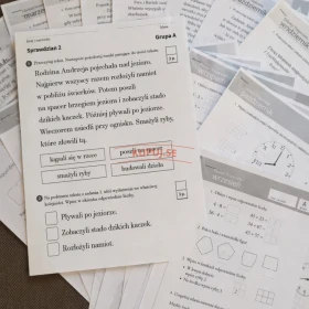 Nowi Tropiciele , Szkolni Przyjaciele lub Wielka Przygoda