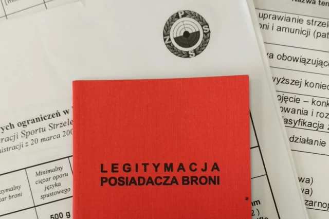 WARUNKI UZYSKANIA POZWOLENIA NA BROŃ